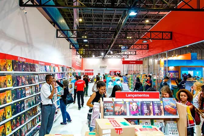 Bienal do Livro stand