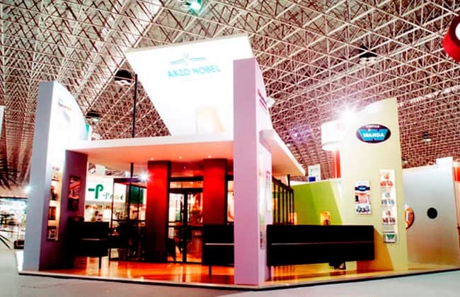 Stand Akzo Rio Oil and Gas