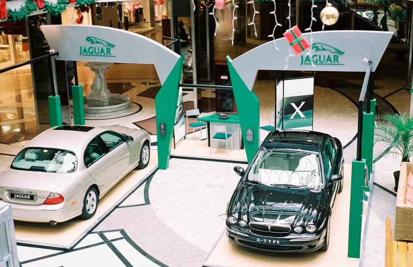 Estande de vendas Jaguar